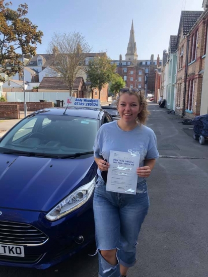 Brilliant instructor! Really encouraging and supportive, passed first time with him and only got 2 minors! THANK YOU ANDY! ☺️