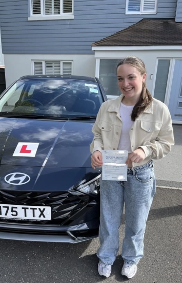 I couldn’t have asked for a better driving instructor! From the very beginning, Andy created such a calm and supportive environment that helped settle my nerves. Learning to drive can be stressful, but Andy’s sense of humour made a huge difference, he always knew how to lighten the mood and help me relax when I was feeling anxious. He is highly encouraging and genuinely cares about his student