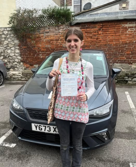 Amazing instructor, passed my practical test first time and couldn´t have done it with anyone else.