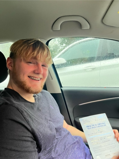 Andy went out of his way to help me pass. Highly recommend to anyone looking for a nice, funny and patient driving instructor 👍