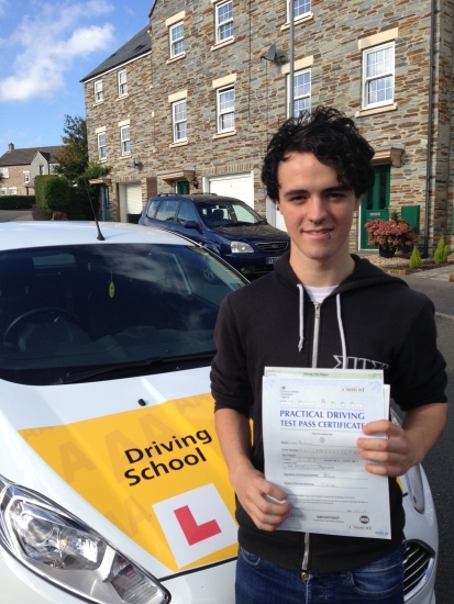 28092015<br />
<br />
Congratulations to Liam Pollard to a fantastic start to his week and mine with a first time pass on his driving test with only 6 minors