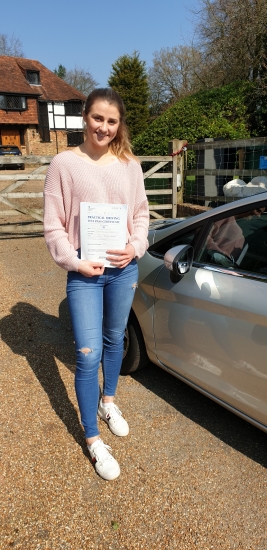 01 April 2019 - Anna passed 1st time in Sevenoaks. Well done Anna, that was a really good result