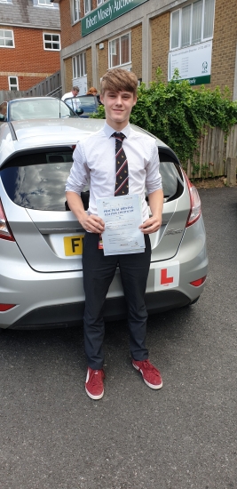 02 July 2019 - Seb passed in Sevenoaks with only 1 minor driving fault! Well done Seb, that was an excellent result.
