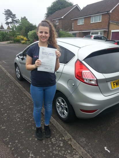 04 June 2018 - Zoe passed with just 4 minor driving faults! Well done Zoe, that was an excellent result.