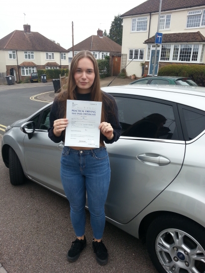 04 October 2018 - Rachel passed with 5 minor driving faults! Well done Rachel, that was a really good result.