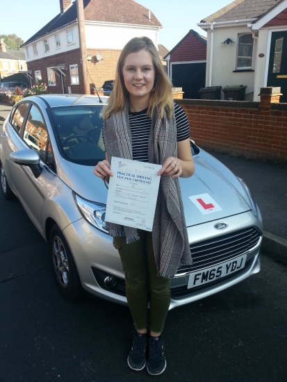 10 October 2018 - Sally passed with only 2 minor driving faults! Well done Sally, that was an excellent result