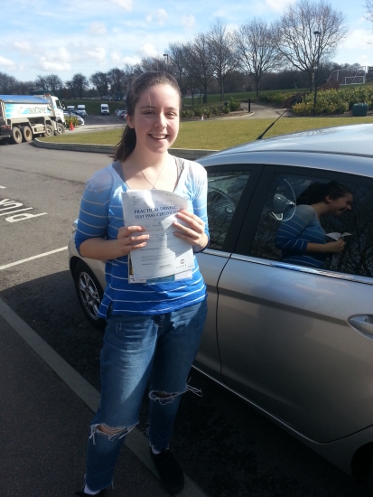 14 March 2018 - Thea passed 1st time with just 6 minor driving faults Well done Thea that was an excellent result