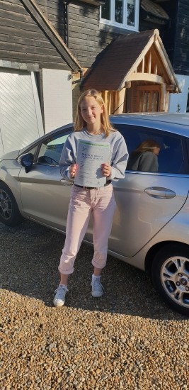 19 October 2018 - Jemimah passed 1st time with only 6 minor driving faults! Well done Jemimah, that was a really good result.