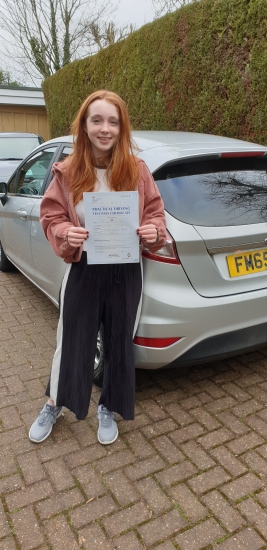 21 February 2019 - Georgia passed 1st time with only 3 minor driving faults! Well done Georgia, that was an excellent result.
