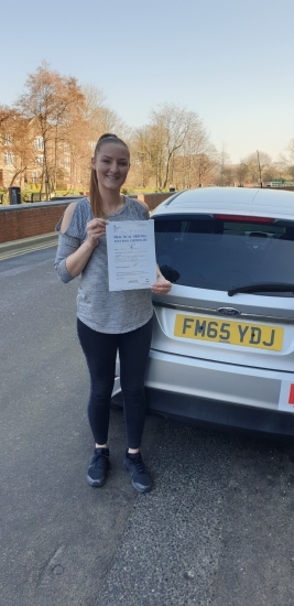 27 February 2019 - Leigh passed 1st time with only 1 minor driving fault! Well done Leigh, that was a brilliant result. Drive safely!
