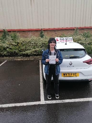 Many congratulations to a delighted Elise Vernon on an excellent drive and well deserved 1st time pass at Weston Super Mare on March 11th 2022.