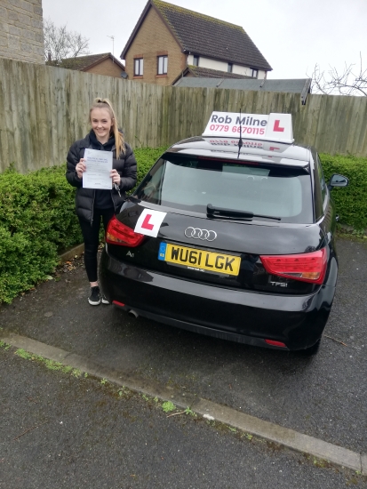 Many congratulations to a delighted Charlotte Millington of Portishead on an excellent drive and well deserved pass in Weston-super-Mare on 24th February.