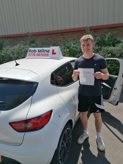 Many congratulations to a very happy Jack Amer of Winscombe on an excellent drive and well deserved 1st time pass at Weston-super-Mare on 1st June 2021