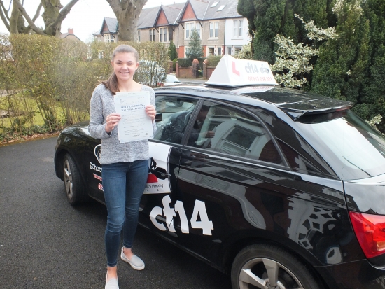 What can I say, what a cool calm collected woman you are! Not many people say to me I´m really looking forward to this and PASS first time with ease. Many Congratulations Erin, drive safely and WELL DONE!