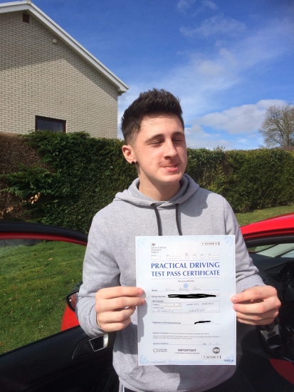 Brilliant instructor Passed first time and after only 22 hours of driving