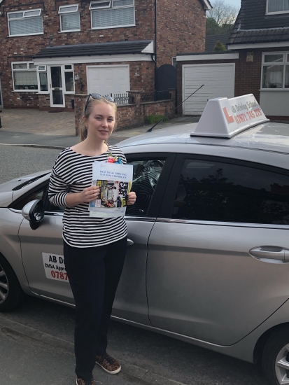 Congratulations to Charlotte Bradshaw for passing her practical test in Sale.  Well done.