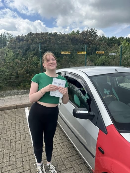 Congratulations to Becca for passing her test today!<br />
Becca did her test in her own car because that’s the car she drives the most and feels most confident in. <br />
Well done! You aced it! <br />
We’ve had our adventures getting caught in a police chase and a horse in the road but it’s been a pleasure to help you achieve your goal!<br />
Hope to see you and Bert on the road soon! Stay safe 😊