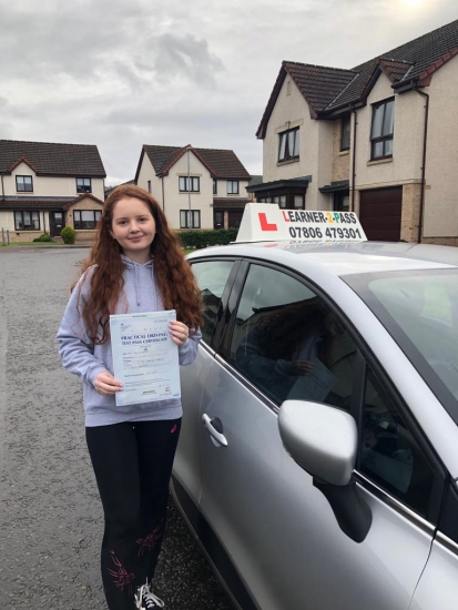 FANTASTIC. CONGRATULATIONS TO ABBIE WHO PASSED HER DRIVING TEST ON 19/02/2019 FIRST TIME WITH 0 MINORS