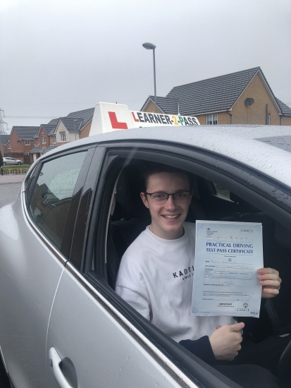 CONGRATULATIONS LEWIS PASSING YOUR DRIVING TEST WITH ONLY 2 MINOR FAULTS<br />
WHAT A BRILLIANT RESULT