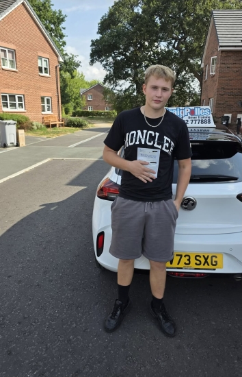Massive congratulations today to Kaylem Lancaster .🥳🥳Kaylem passed his driving test at his first attempt and without a single driver fault!<br />
Well done Kaylem- safe driving from all at Craig Polles Instructor Training and Driving School. 🙂🚗<br />
Driving Instructor-Dave Wilshaw