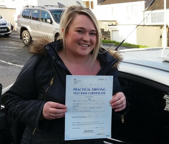 A fantastic result for Claire today, passed her driving test FIRST time with just 3 faults. Even the examiner said it was one of the best drives he´s seen all week, being a Thursday afternoon that´s a great compliment! Nice one Claire!