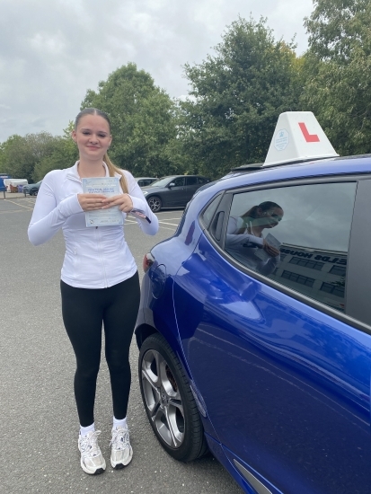 Diana is a really great driving instructor! So patient, supportive and made me feel confident behind the wheel. Would definitely recommend!