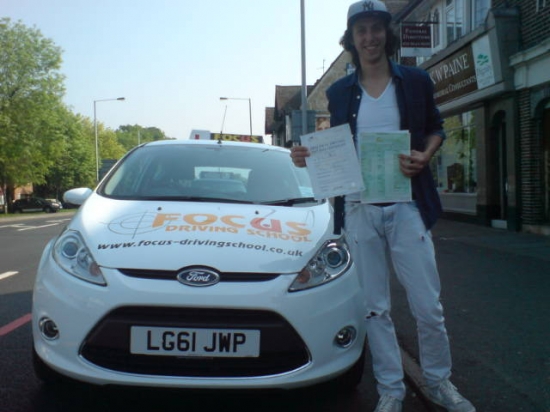 Very Good lessons Clear and calm instructor He helped me get my license smoothly I enjoyed driving around with Shailesh and he explained everything there is to know perfectly for my test 5 stars