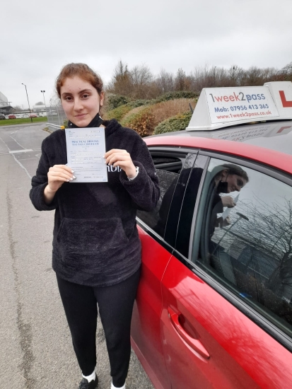 Rose passed her driving test at the 1st attempt. I reckon that´s 6 1st time passes in a week for this driving school! She kindly left a review on Google as we have included below in the comments