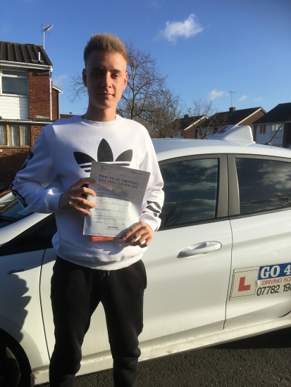 If you need to pass your driving test. Use Simon. I passed 1st time and so recommend him to everyone.