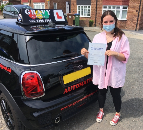 I´m very pleased to have passed first time with only 3 minor faults. Thank you so much for teaching me, I´m over the moon. You´ve been such a good instructor and I´m really grateful.