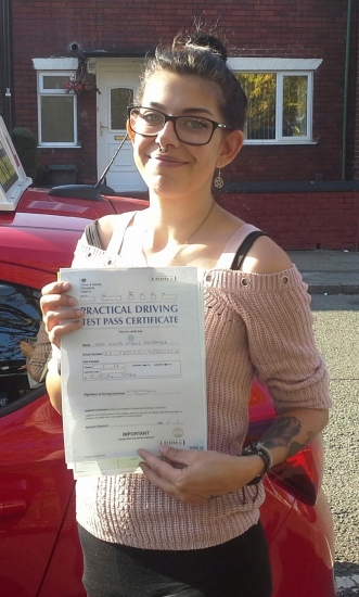 Nikita Bridgwood passed on 19 / 10 / 18 with Garry Arrowsmith! Well done!