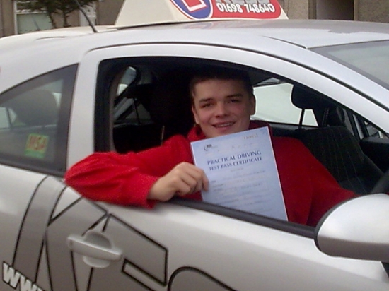 I passed with kess driving school I would definitely recommend kessThe examiner said I gave an excellent drive