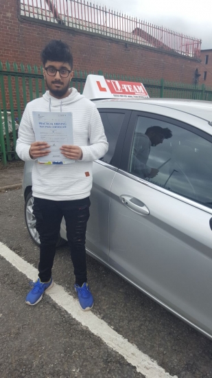 Congratulations to Sidique passing his driving test with L-Team driving school for the first time!! #passed#driving#learner🏆 #manchester#drivinglessons #help #learning #cars Call us know to get booked in on 0333 240<br />
<br />
<br />
PASS IN APRIL 2018