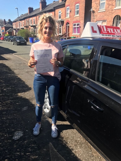 Congratulations to Lucinda passing her driving test with L-Team driving school for the first time!! #passed#driving#learner🏆 #manchester#drivinglessons #help #learning #cars Call us know to get booked in on 0333 240 6430<br />
<br />
PASS IN APRIL 2018