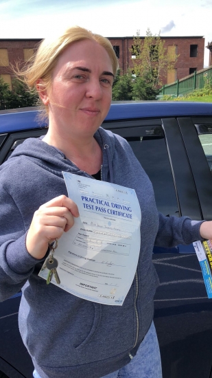 Congratulations to Kelly passing her driving test with <br />
L-Team driving school for the first time!! #passed#driving#learner🏆 #manchester#drivinglessons #help #learning #cars Call us know to get booked in on 0333 240 6430<br />
<br />
<br />
PASS IN APRIL 2018