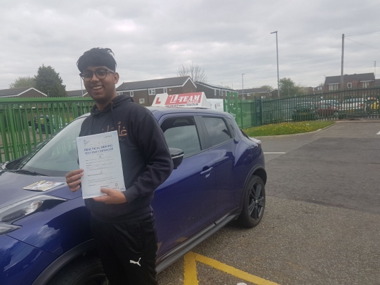 Congratulations to Gilman passing his driving test with L-Team driving school for the first time!! #passed#driving#learner🏆 #manchester#drivinglessons #help #learning #cars Call us know to get booked in on 0333 240 6430<br />
<br />
<br />
PASS IN MAY 2018