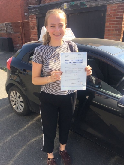 Congratulations to Laura passing her driving test with <br />
L-Team driving school for the first time!! #passed#driving#learner🏆 #manchester#drivinglessons #help #learning #cars Call us know to get booked in on 0333 240 6430<br />
<br />
<br />
PASSED IN MAY 2018