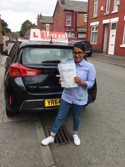Congratulations to Minara  passing her driving test with L-Team driving school for the first time!! #passed#driving#learner🏆 #manchester#drivinglessons #help #learning #cars Call us now to get booked in on 0333 240 6430<br />
<br />
PASSED JUNE 2018 🏆