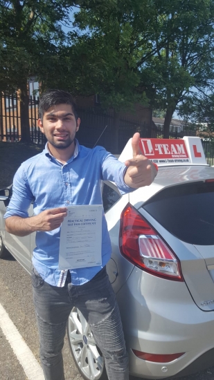 Congratulations to Mateen passing his driving test with L-Team driving school for the first time!! #passed#driving#learner🏆 #manchester#drivinglessons #help #learning #cars Call us now to get booked in on 0333 240 6430<br />
<br />
PASSED JUNE 2018 🏆