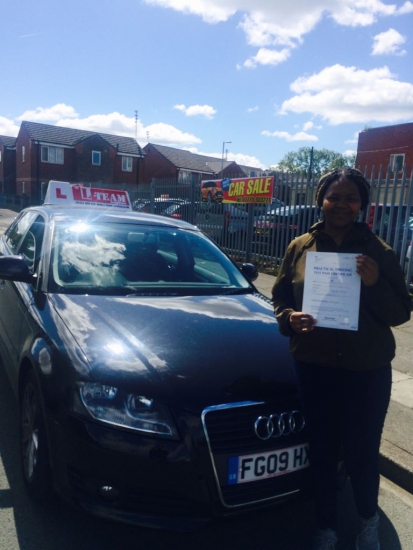 Congratulations to Yolea passing her driving test with L-Team driving school for the first time!! #passed#driving#learner🏆 #manchester#drivinglessons #help #learning #cars Call us now to get booked in on 0333 240 6430<br />
<br />
PASSED JUNE 2018 🏆
