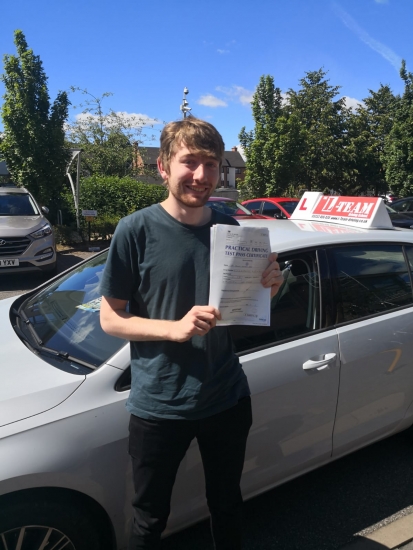 Congratulations to Tom passing his driving test with L-Team driving school for the first time!! #passed#driving#learner🏆 #manchester#drivinglessons #help #learning #cars Call us now to get booked in on 0333 240 6430<br />
<br />
PASSED JUNE 2018 🏆