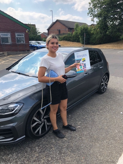 Congratulations to Najla passing her driving test with L-Team driving school for the first time!! #passed#driving#learner🏆 #manchester#drivinglessons #help #learning #cars Call us now to get booked in on 0333 240 6430<br />
<br />
PASSED JULY 2018 🏆