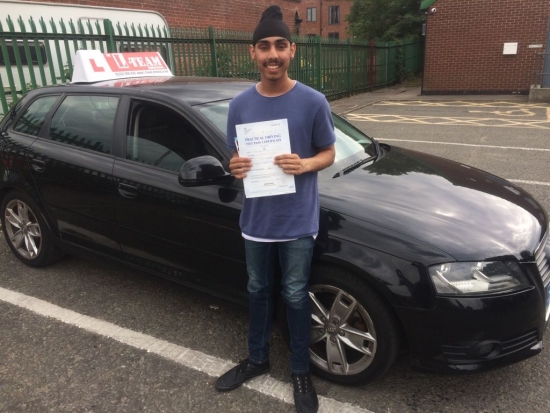 Congratulations to Jaginder passing his driving test with L-Team driving school for the first time!! #passed#driving#learner🏆 #manchester#drivinglessons #help #learning #cars Call us now to get booked in on 0333 240 6430<br />
<br />
PASSED JULY 2018 🏆