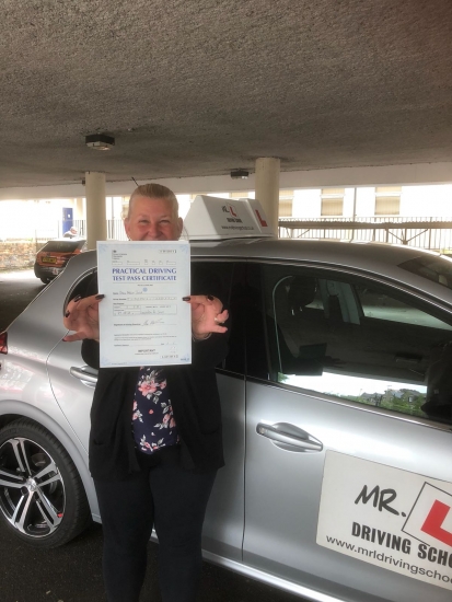 Congratulations to Dawn Tudor from Newmarket who passed 1st time in Cambridge on the 29-8-18 after taking driving lessons with MR.L Driving School.