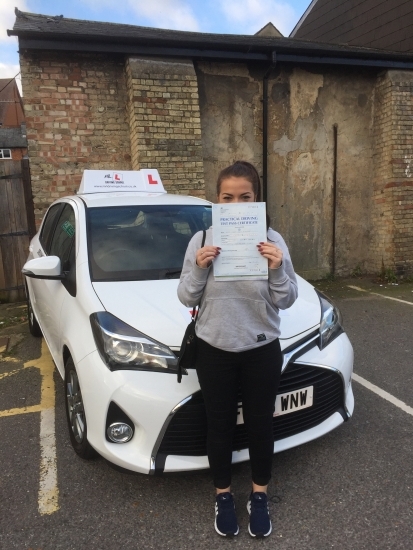 Congratulations to Lucy Simpson from Newmarket who passed 1st time in Cambridge on the 25-10-17 after taking driving lessons with MRL Driving School