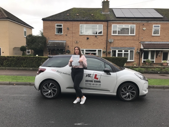 Congratulations to Georgia Trow from Newmarket who passed 1st time in Cambridge on the 28-9-17 after taking driving lessons with MRL Driving School