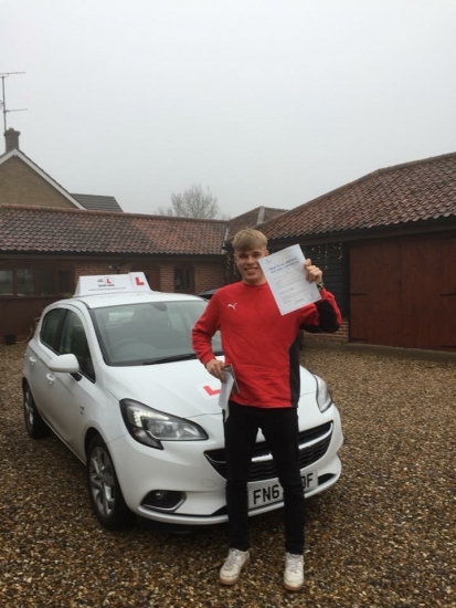 Congratulations to Ed Hughes from Dullingham who passed 1st time in Cambridge on the 20-12-18 after taking driving lessons with MRL Driving School