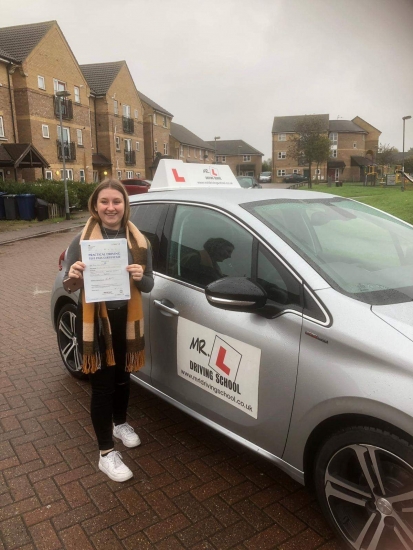 Congratulations to Amelia Aubrey who passed in Cambridge on the 1-11-18 after taking driving lessons with MR.L Driving School.