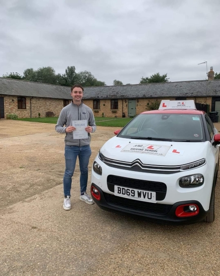 Congratulations to George Hale from Haddenham who passed 1st time in Cambridge on the 2-9-21 after taking driving lessons with MR.L Driving School.