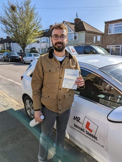 🌟ZERO FAULT PASS 🌟<br />
<br />
Congratulations to Victor Campos who passed his driving test 1st time and with zero faults in Cambridge on the 25-4-23 after taking driving lessons with MR.L Driving School.